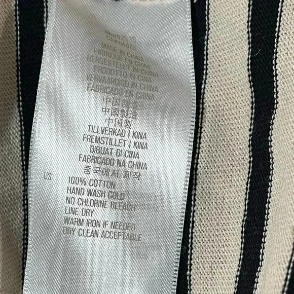 Fossil size S EUC with back zip and bust gusset - Picture 8 of 9